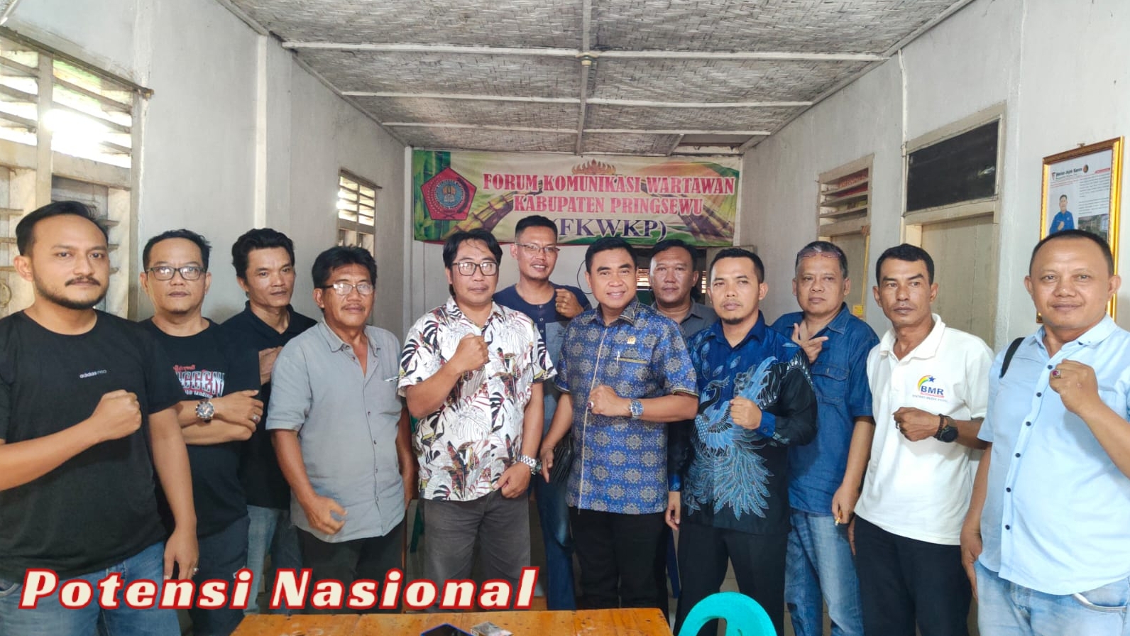 Wakil Ketua Komisi III DPRD Pringsewu, Rusmanto, Serap Aspirasi Bersama Wartawan di Kantor Forum Komunikasi Wartawan Kabupaten Pringsewu