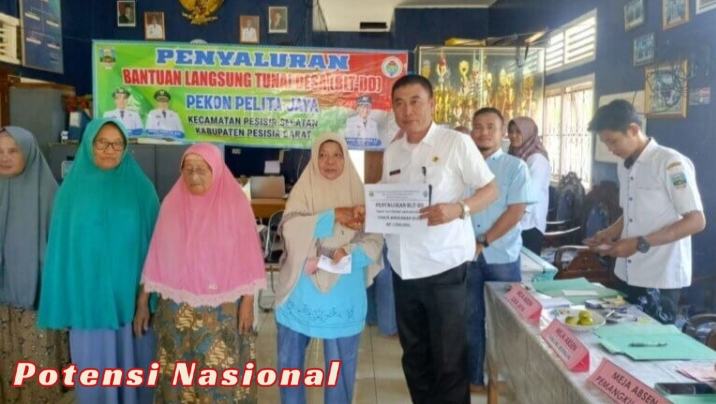 Peratin Pekon Pelita Jaya Salurkan BLT DD Tahap I Tahun 2025 kepada 12 KPM