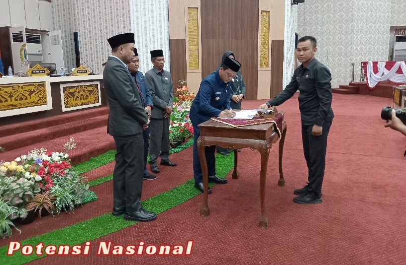 Perda Pembentukan Pekon Kresnomulyo Barat & Sukamanah Serta RPJMD Pringsewu 2025-2029 Disahkan