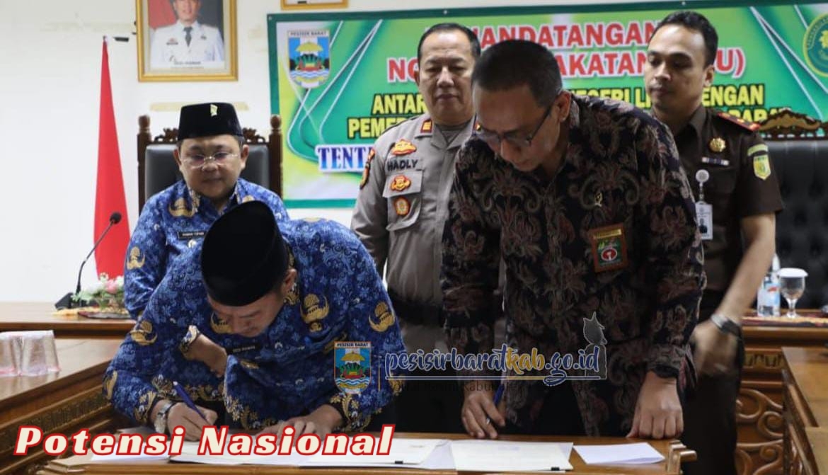 Pemkab Pesibar Tandatangani MOU Dengan PN Liwa Terkait Penyediaan Ruang Sidang Di Tempat