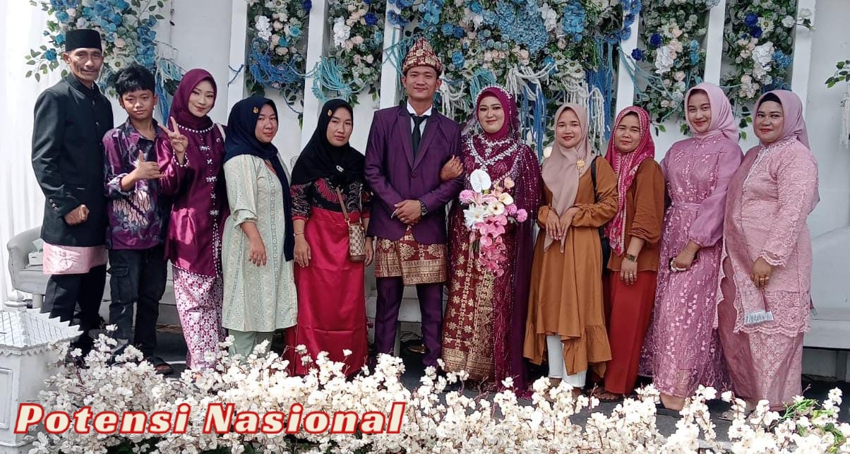 Resepsi Pernikahan Beni Jonisaba dan Dian Gustina di Ngambur Berlangsung Meriah dan Sarat Pesan Adat