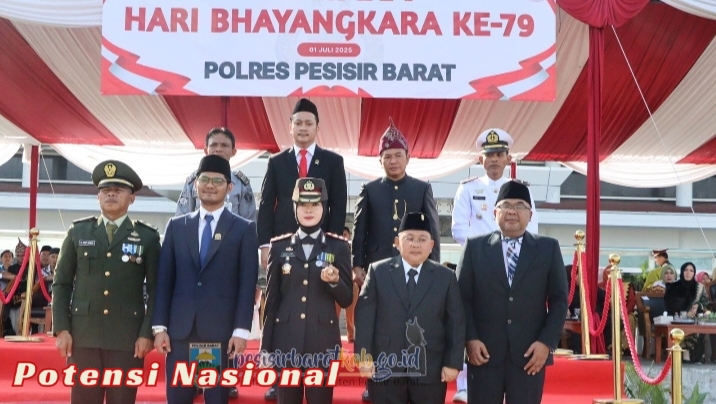 Wakil Bupati Irawan Topani Hadiri Upacara Hari Bhayangkara Ke-79