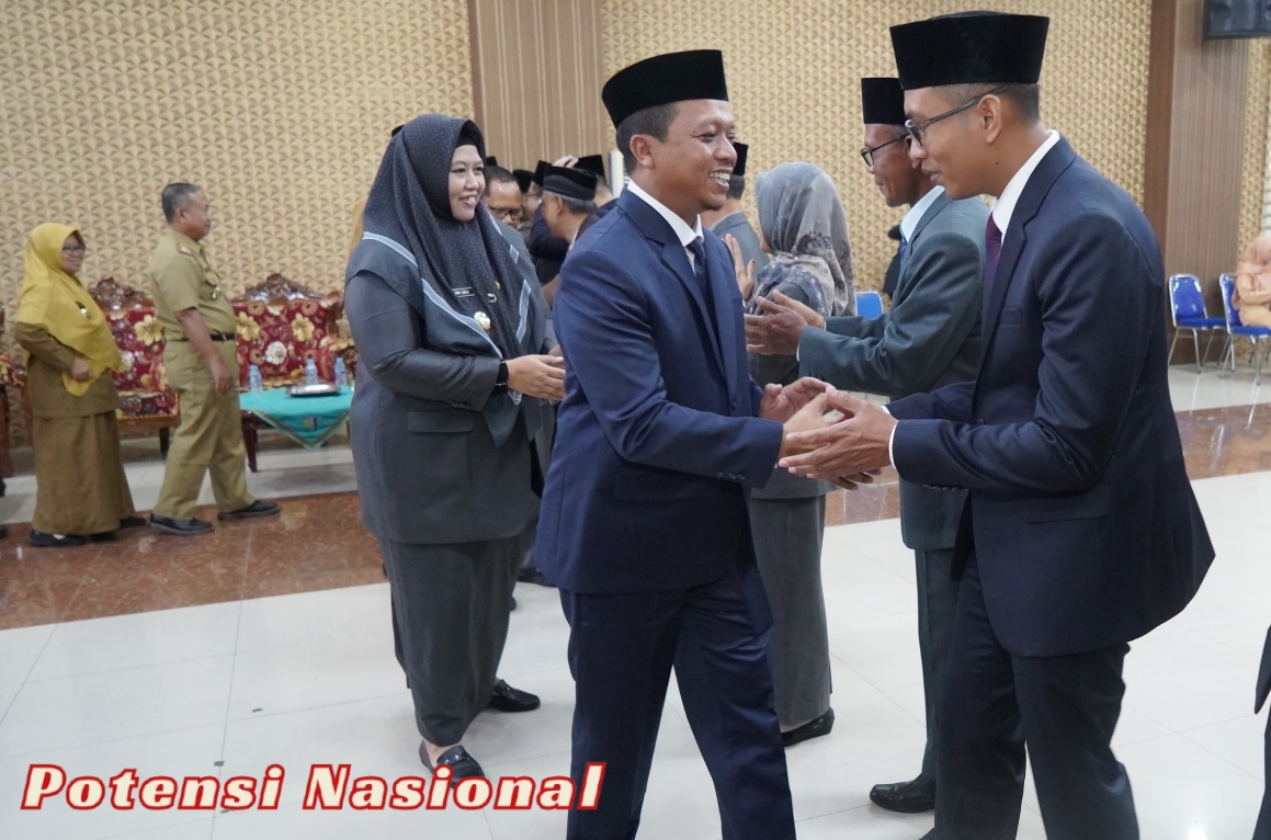 Bupati Pringsewu Lantik Sepuluh Pejabat Pimpinan Tinggi Pratama