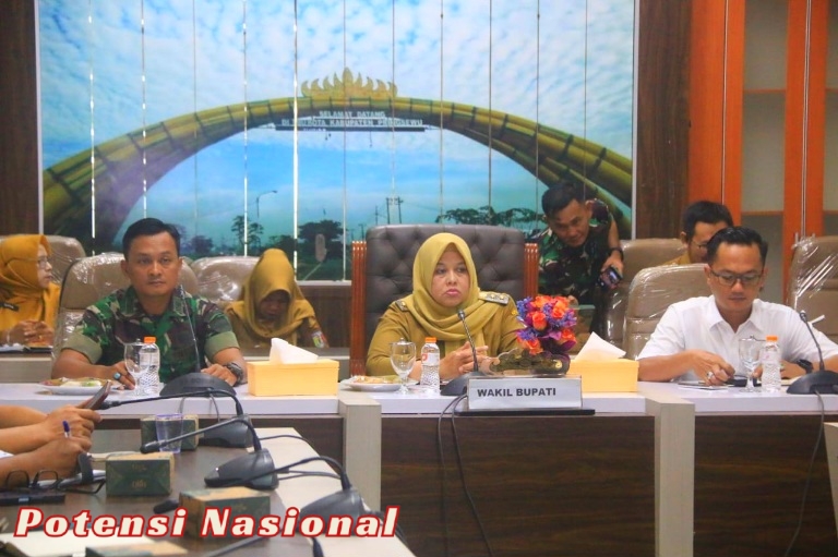 Wabup Pringsewu Ikuti Rakor Pengendalian Inflasi Daerah Bersama Sekjen Kementerian Dalam Negeri