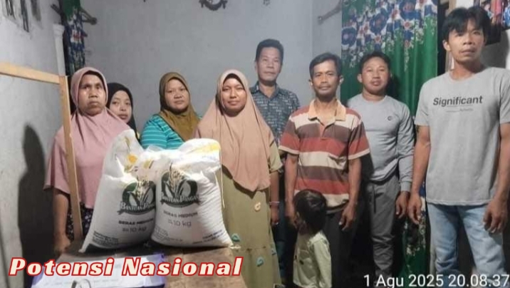 Pemerintah Pekon Paku Negara Salurkan Bantuan Beras kepada 213 KPM
