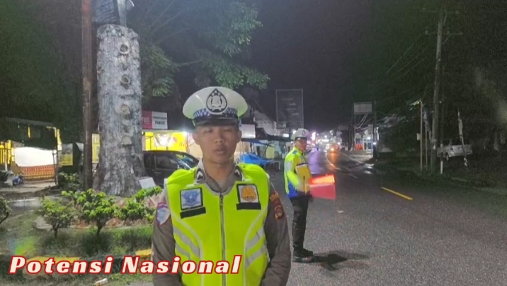 Satlantas Polres Pesisir Barat Intensifkan Patroli Blue Light Demi Ciptakan Rasa Aman di Jalan Raya