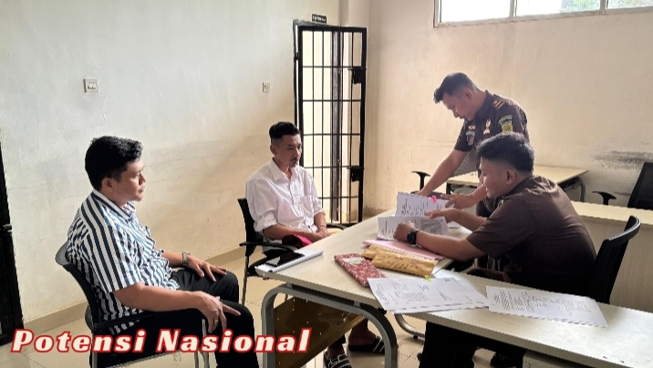 Kejari Pringsewu Tahan Tersangka Korupsi Penyaluran KUR dan Kupedes Rp520 Juta