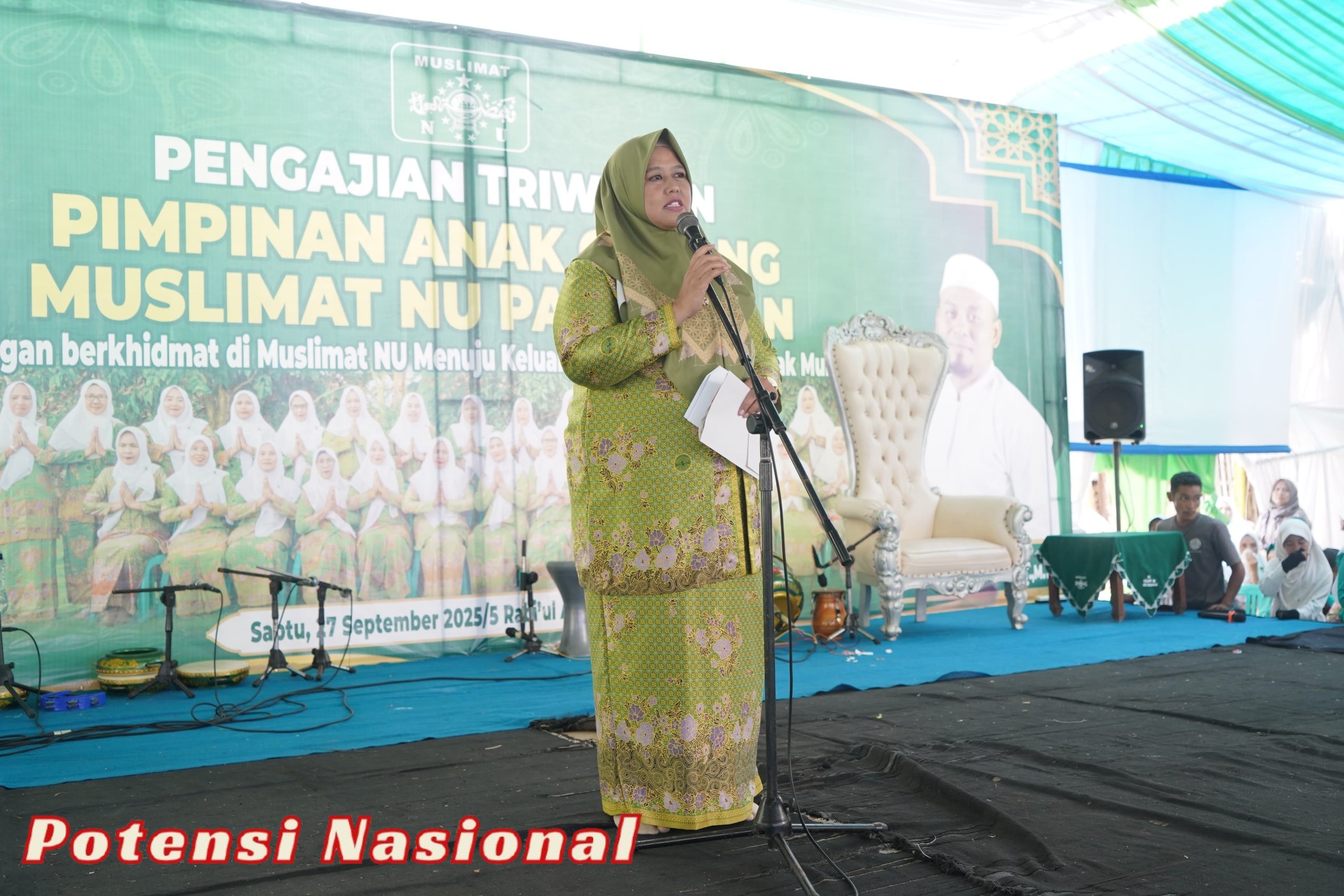 Wabup Pringsewu Hadiri Pengajian Triwulan Muslimat NU di Kediaman Kapekon Patoman