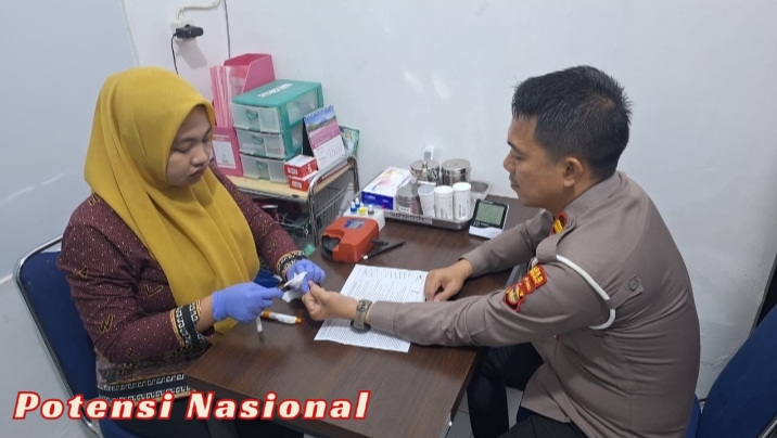 Sat Lantas Polres Pesisir Barat Gelar Donor Darah Sambut HUT Lalu Lintas Bhayangkara ke-70