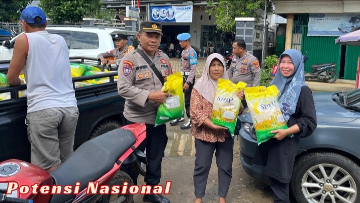 Polsek Bengkunat Gelar Gerakan Pangan Murah, Ringankan Beban Warga