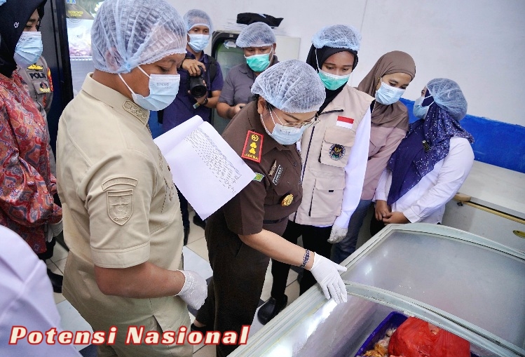 Pastikan Program MBG Penuhi Standar, Pemkab Pringsewu Kunjungi Dapur SPPG