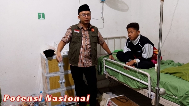 Wujud Kepedulian Sosial, Legislator PKS Pringsewu Takziah dan Jenguk Pasien di PONED Pardasuka