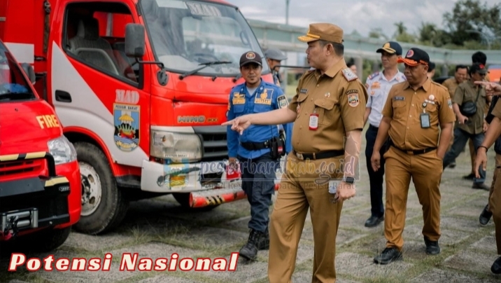 Pemkab Pesisir Barat Gelar Apel Pemeriksaan Kendaraan Dinas, Sekda Tedi Zadmiko Pimpin Langsung