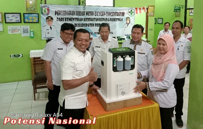 Bupati Pringsewu Serahkan Bantuan Oxygen Concentrator Kepada Puskesmas Sk.Harjo