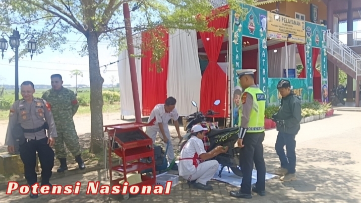 Pos Terpadu Pringsewu Diserbu Pemudik, Layanan Kesehatan hingga Bengkel Gratis Jadi Favorit