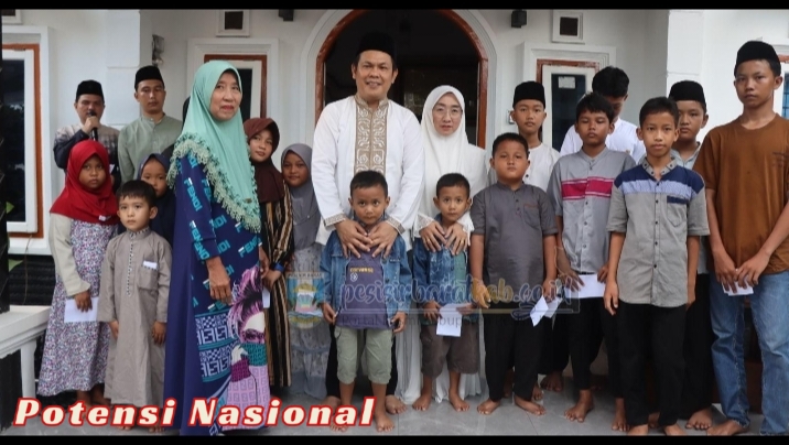 Sekda Pesibar Tedi Zadmiko Gelar Doa Walimatussafar, Pamit Tunaikan Ibadah Haji Ke Tanah Suci 