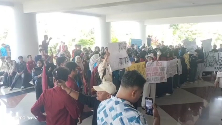 Dua Hari Berturut-turut Didemo, Ada Apa dengan Kabupaten Pringsewu? Kinerja Pemerintah Jadi Sorotan, Aksi Susulan Dikabarkan Menyusul