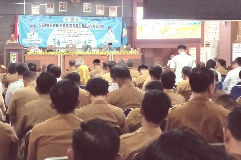 Peringatan Hari Keluarga Nasional 2O26, Pemkab Pringsewu Gelar Seminar Nasional Keayahan 