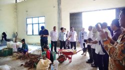 Staf Ahli Menteri Koperasi Kunjungi Senmoc Pringsewu
