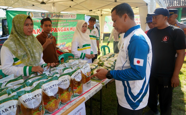 Bupati Pringsewu Buka Gerakan Pangan Murah Di Tulungagung
