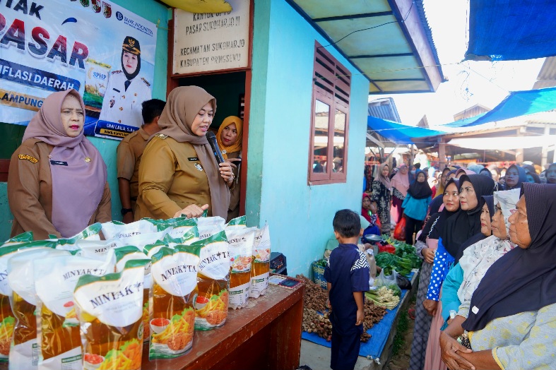 Gerakan Serentak Penetrasi Pasar Di Kecamatan Sukoharjo Disambut Antusias Warga