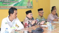 Wakil Bupati Pesibar Irawan Topani Hadiri Penyerahan SPPT Pajak Tahun 2026 Di Kecamatan Pesisir Utara   