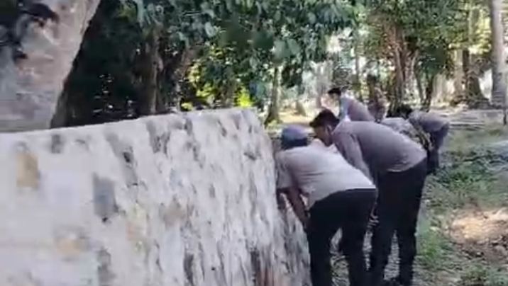 Diduga Pelaku Penembakan Di Amankan Polres Pesibar 