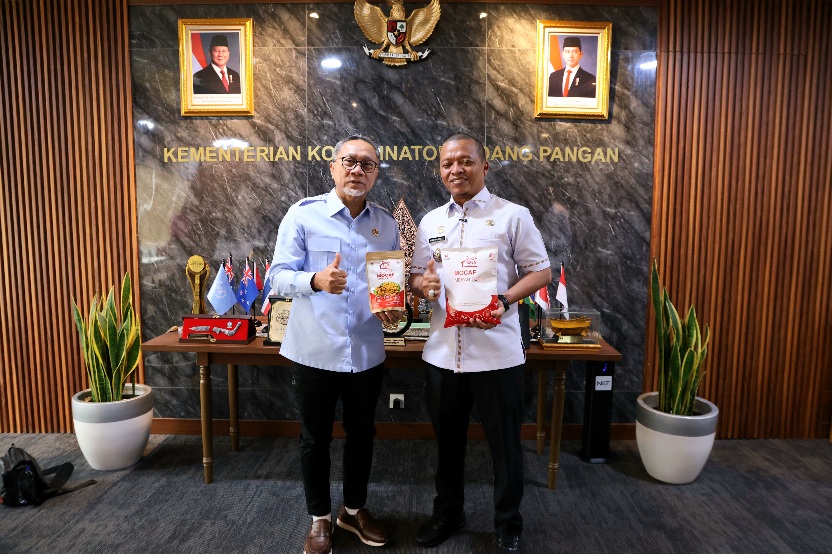 Audiensi Dengan Menko Pangan, Bupati Pringsewu Kenalkan Produk Hilirisasi Mocaf