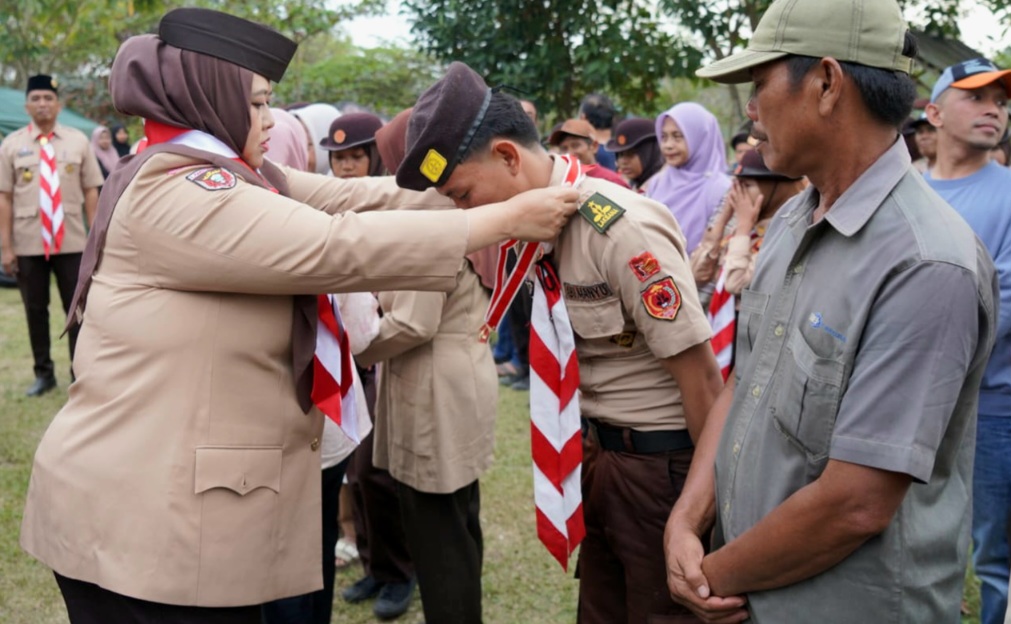 Umi Laila Lantik Pramuka Garuda Kwarcab Pringsewu