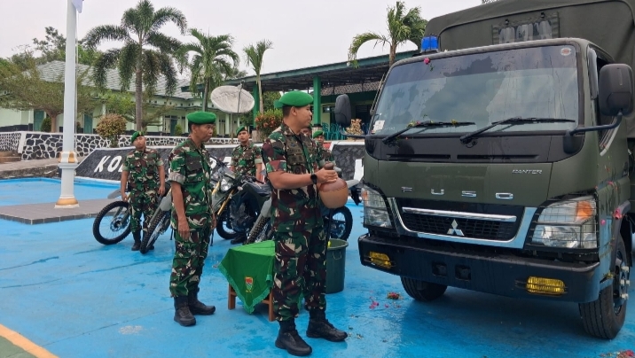 Dandim 0427/Way Kanan Serahkan Truk Mitsubishi Canter dan Motor CRF untuk Perkuat Kesiapan Operasional