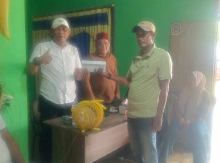 DPD TOPAN RI Way Kanan Gelar Rapat Koordinasi dan Serahkan Tali Asih kepada Pengurus yang Tertimpa Musibah