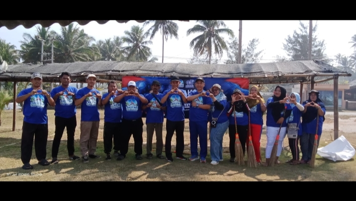 Demokrat Pesisir Barat Tanam Pohon Ketapang di Pekon Mandiri, Wujudkan Kepedulian Lingkungan