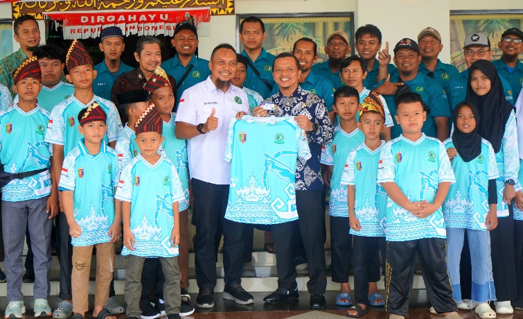 Bupati Pringsewu Lepas Kontingen FESLA Ke Kejurnas FESPATI 2026