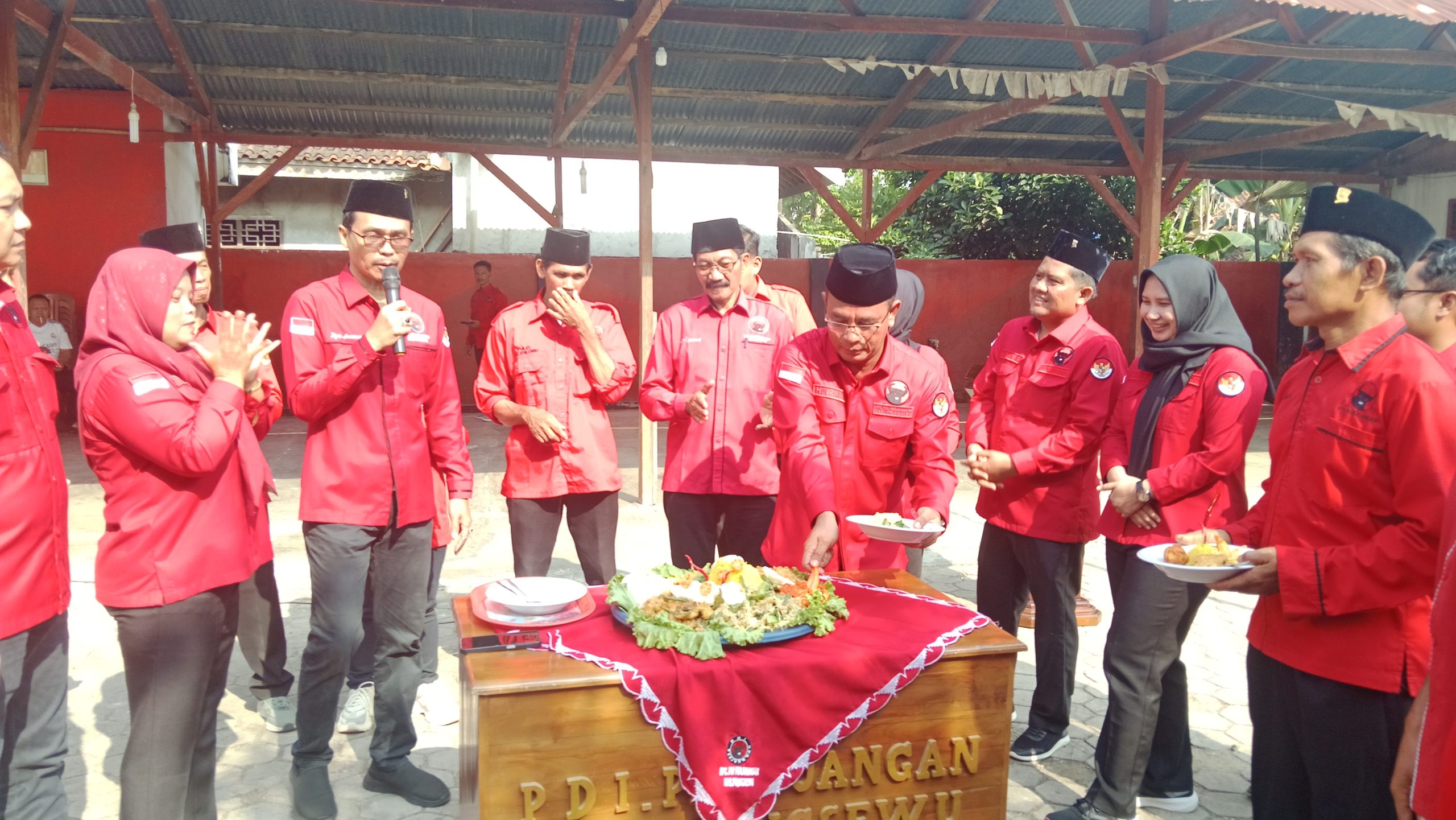 Bukan Sekadar Seremoni, PDI Perjuangan Pringsewu Jadikan HUT RI ke-81 Momentum Perkuat Pengabdian