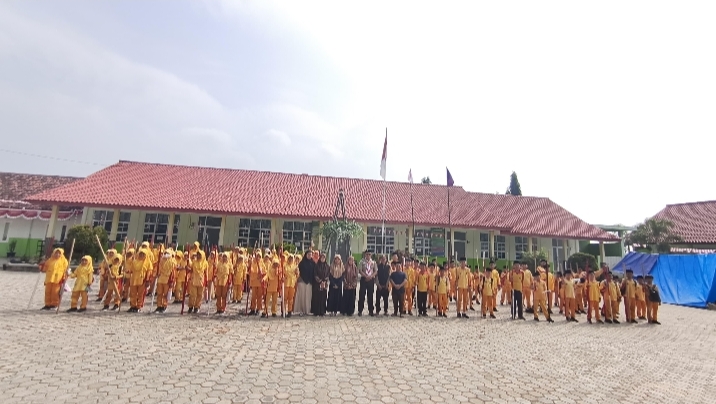 Polsek Umpu Semenguk Bekali Generasi Muda dengan Nilai Kepramukaan dan Pesan Kamtibmas