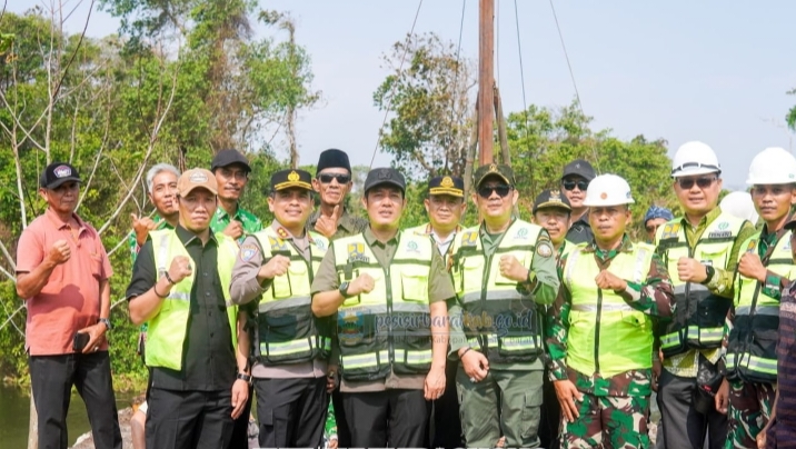 Harapan Baru Untuk Bangkunat Bupati Dedi Irawan Letakkan Batu Pertama Jembatan Way Pemerihan.