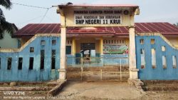 Kepsek SMPN 11 Krui Diduga Jarang Ngantor, Wali Murid Keluhkan Pungutan 10 Buku LKS