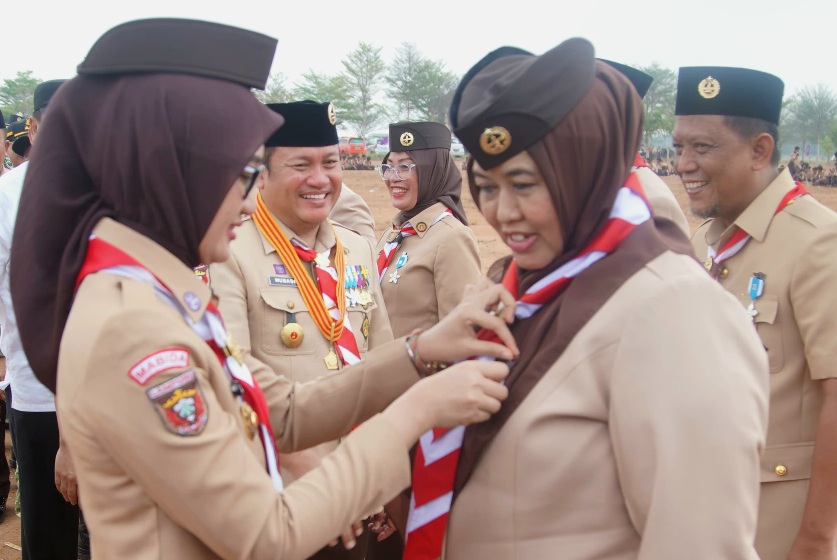 Hari Pramuka Ke-65, Wabup Pringsewu Raih Penghargaan