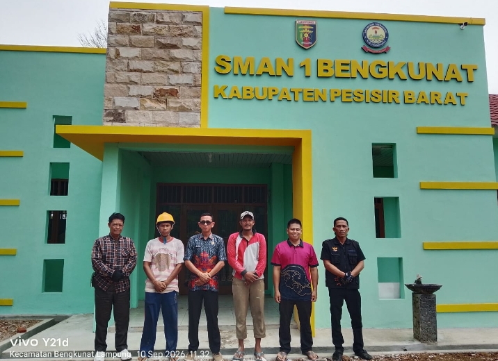 Revitalisasi SMAN 1 Bengkunat Capai 80 Persen, Wali Murid Apresiasi Kinerja Kepala Sekolah