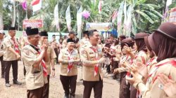 Semangat Hari Pramuka Ke-65,Bupati Pesisir Barat Buka Lomba Tingkat III Ke-I