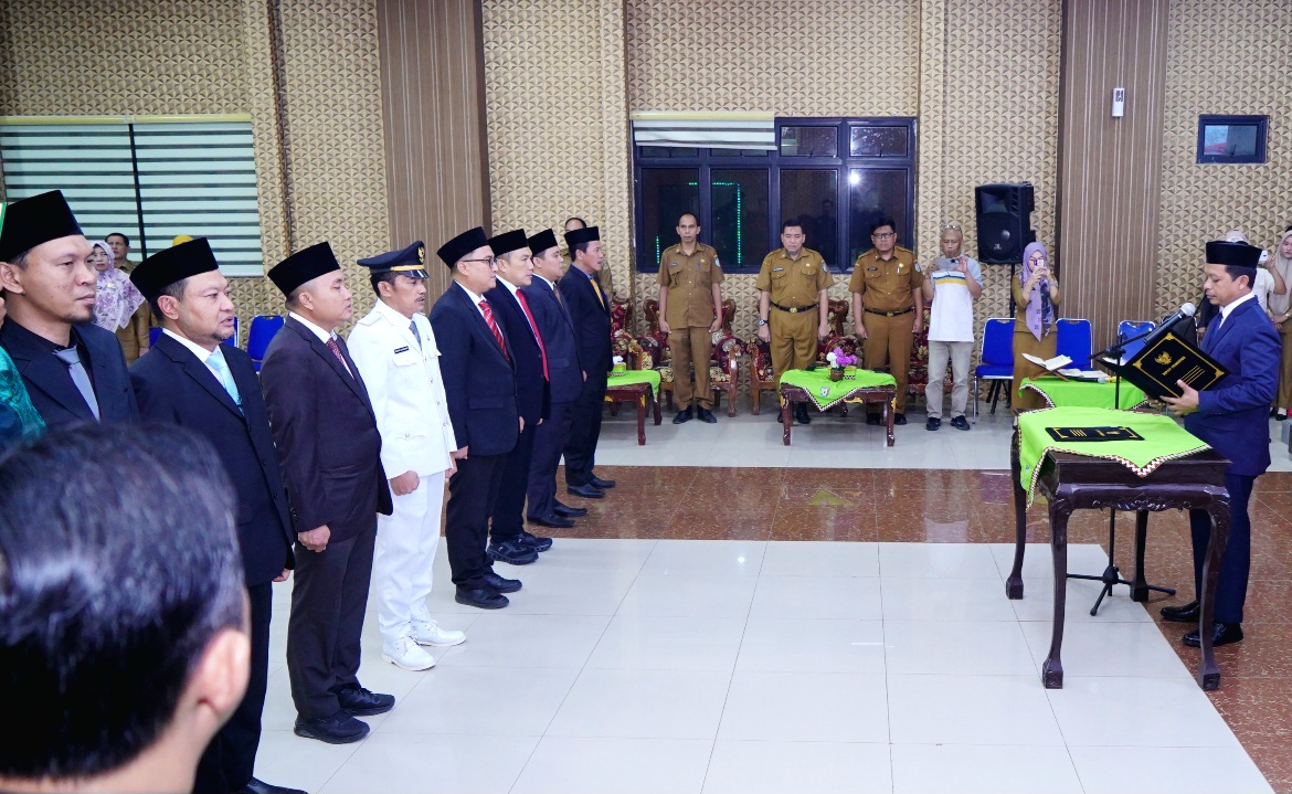 Bupati Pringsewu Lantik 8 Pejabat Administrator